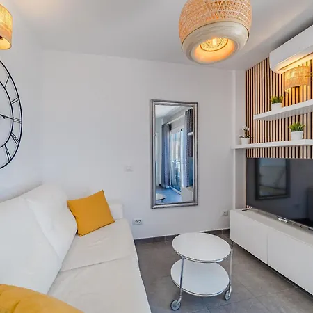 Front Of A Aircon Americas Costa Adeje * Playa de las Américas