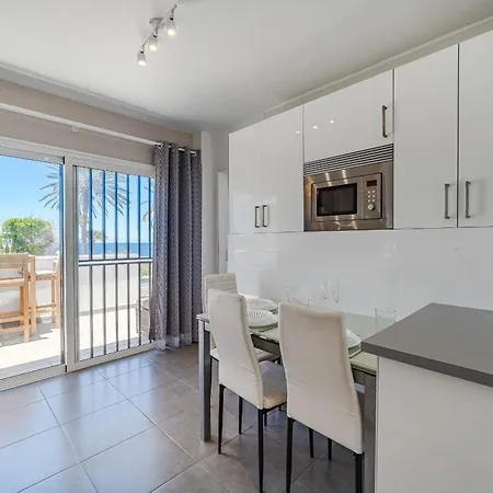 Front Of A Aircon Americas Costa Adeje